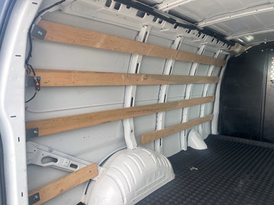 2024 Chevrolet Express Cargo 2500 WT