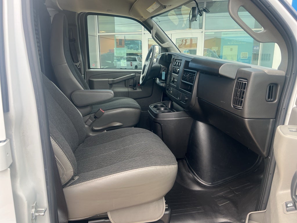 2024 Chevrolet Express Cargo 2500 WT