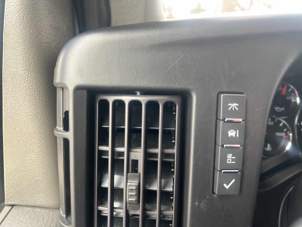 2024 Chevrolet Express Cargo 2500 WT