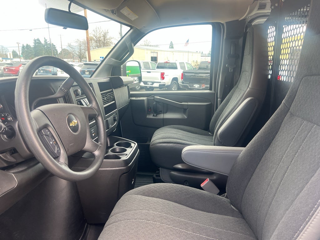2024 Chevrolet Express Cargo 2500 WT