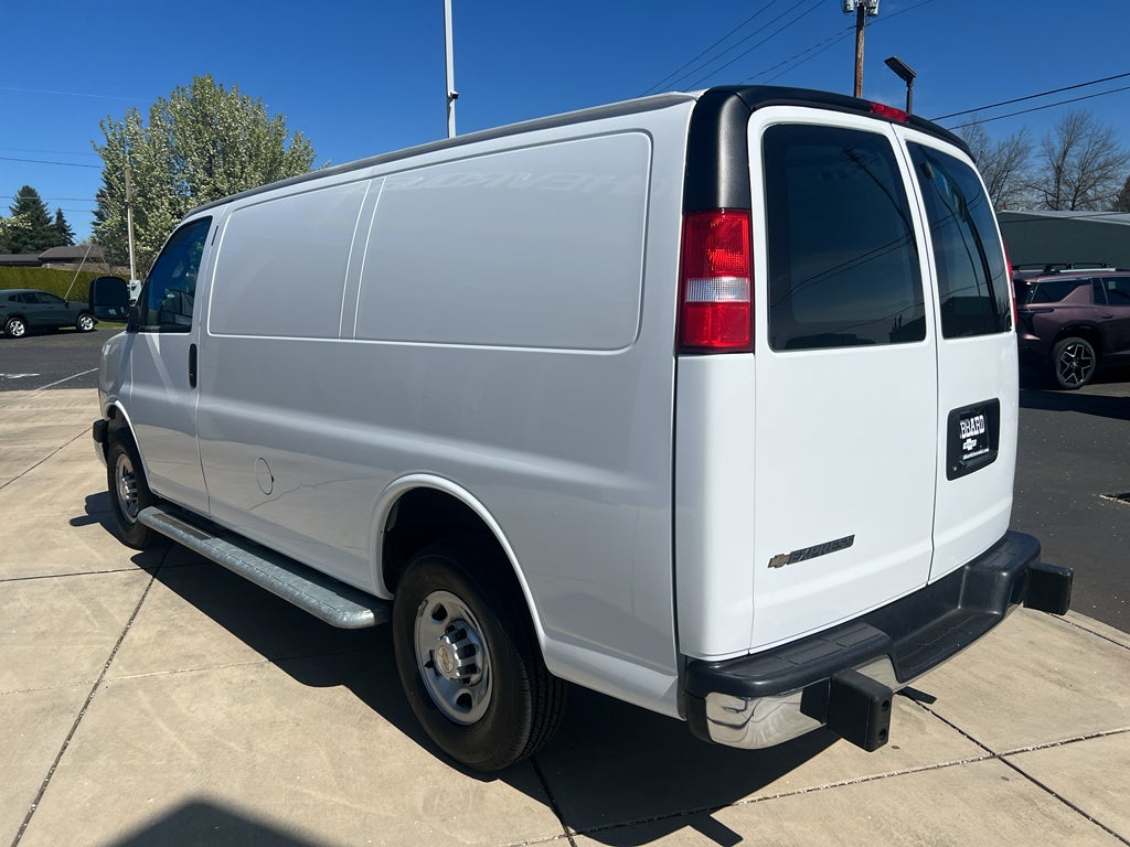 2024 Chevrolet Express Cargo 2500 WT