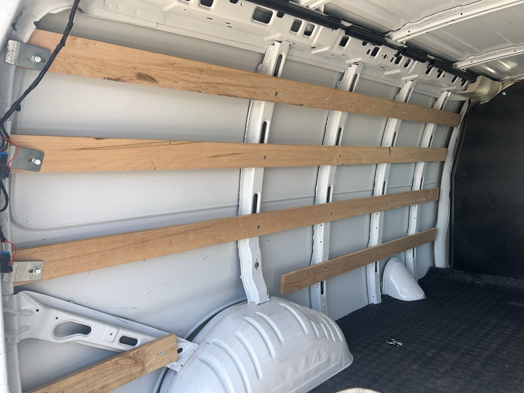 2024 Chevrolet Express Cargo 2500 WT