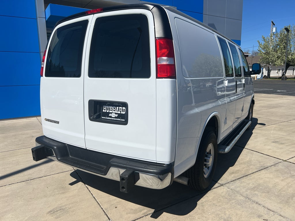 2024 Chevrolet Express Cargo 2500 WT