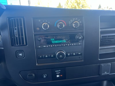 2024 Chevrolet Express Cargo 2500 WT