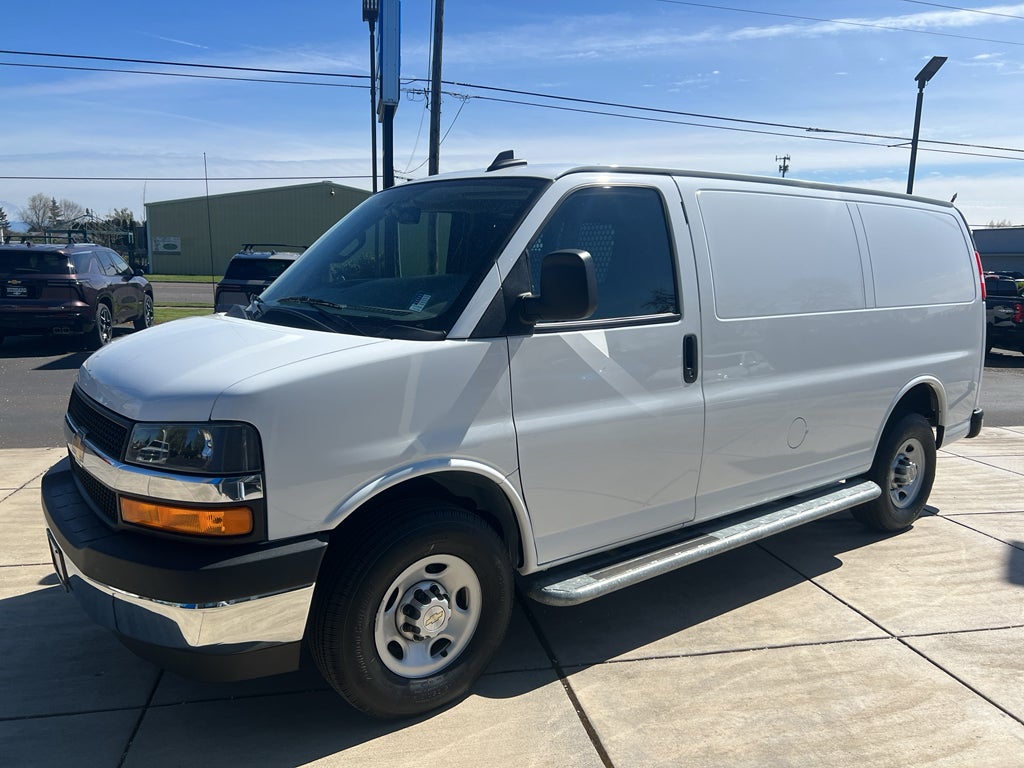2024 Chevrolet Express Cargo 2500 WT