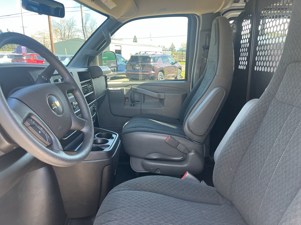 2024 Chevrolet Express Cargo 2500 WT