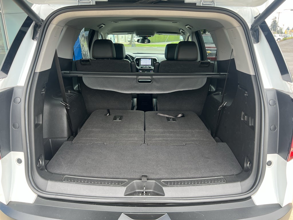 2021 GMC Acadia AT4