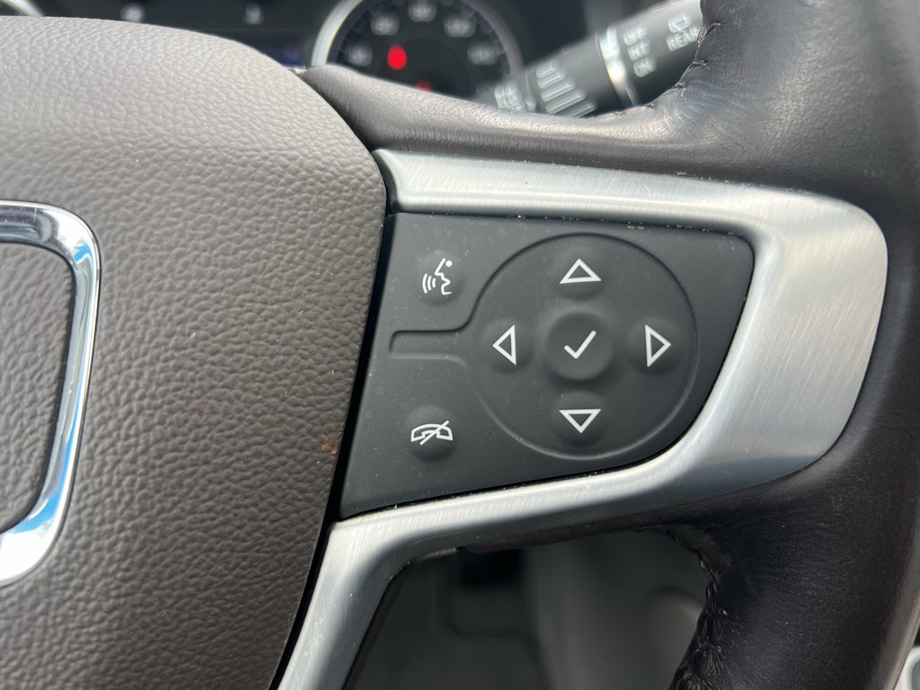 2021 GMC Acadia SLT