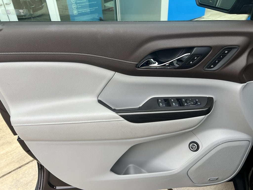 2021 GMC Acadia SLT