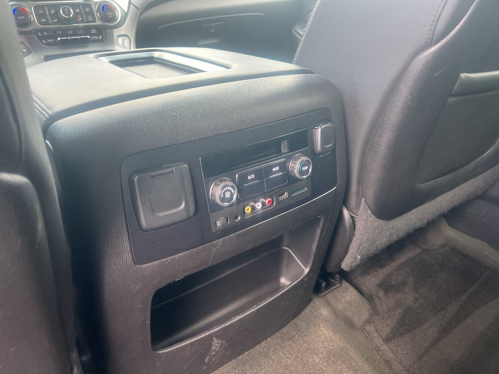2015 Chevrolet Suburban LT