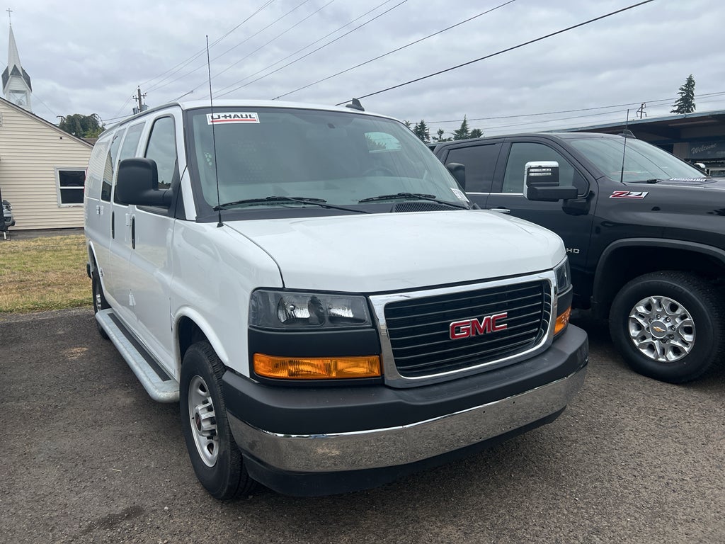 2025 GMC Savana 2500's photo