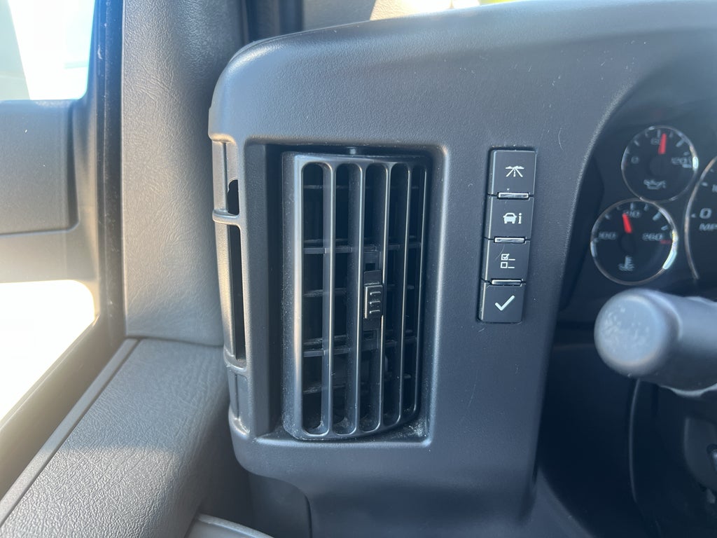 2025 GMC Savana Cargo Work Van