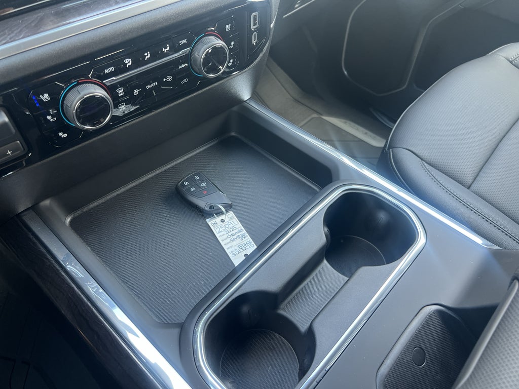 2025 Chevrolet Silverado 3500 HD LTZ