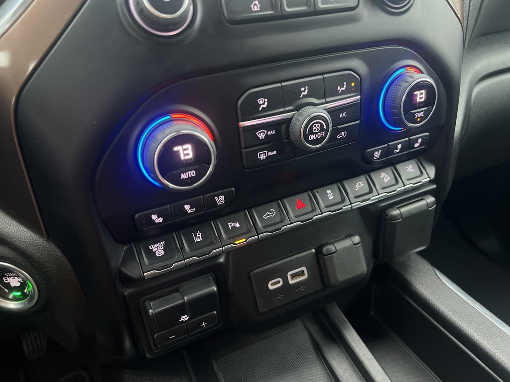 2022 Chevrolet Silverado 3500 HD High Country