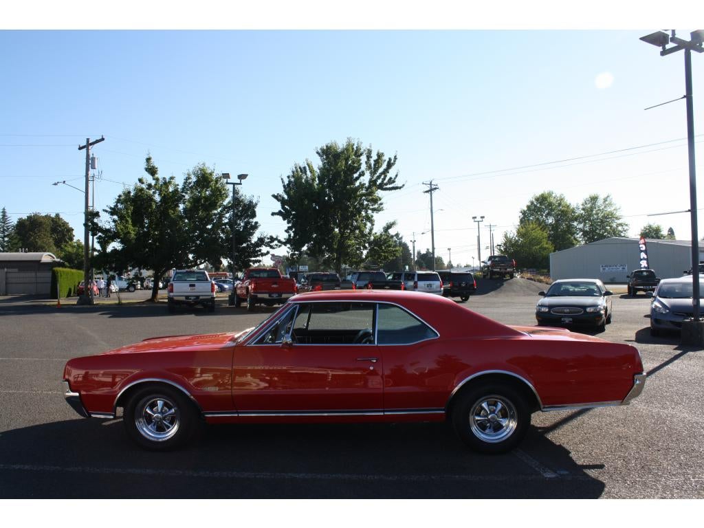 1967 Oldsmobile CUTLASS-V8 442