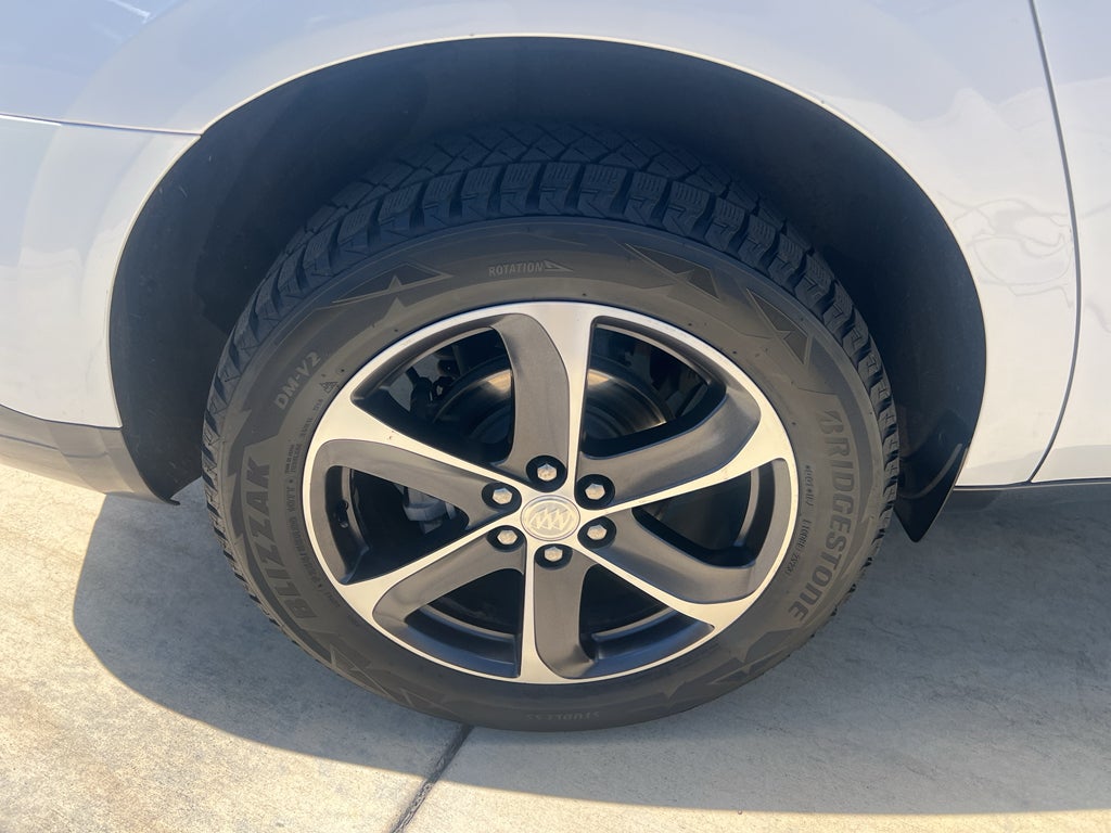2022 Buick Enclave Essence