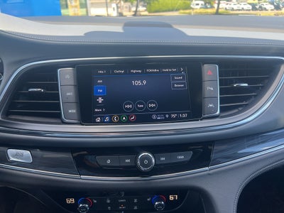 2022 Buick Enclave Essence