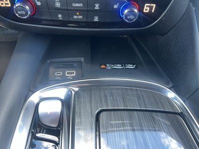 2022 Buick Enclave Essence