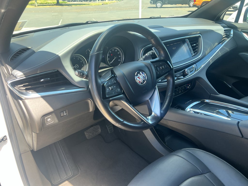 2022 Buick Enclave Essence