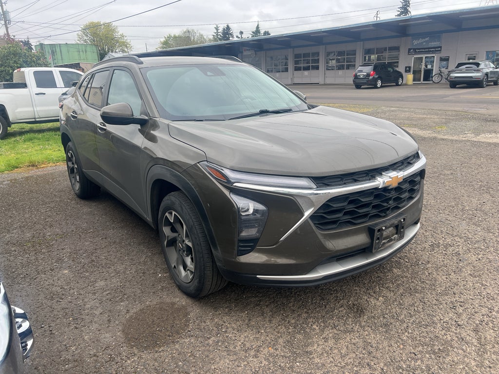2024 Chevrolet Trax LT