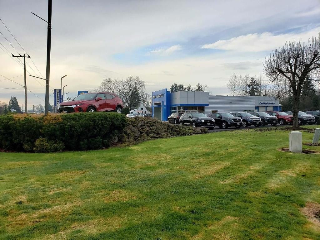A side view of the Hubbard Chevrolet dealership building